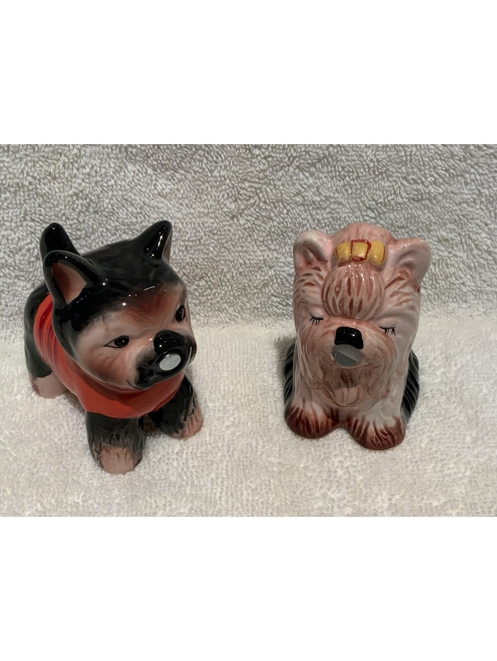 Vintage American Atelier Magnetic Kissing Yorkies Salt and Pepper Shaker Set